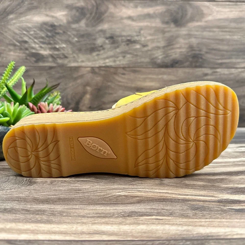 NIB Born Aleah 9M 40.5 Yellow Leather Slide Sandals - Picture 7 of 10